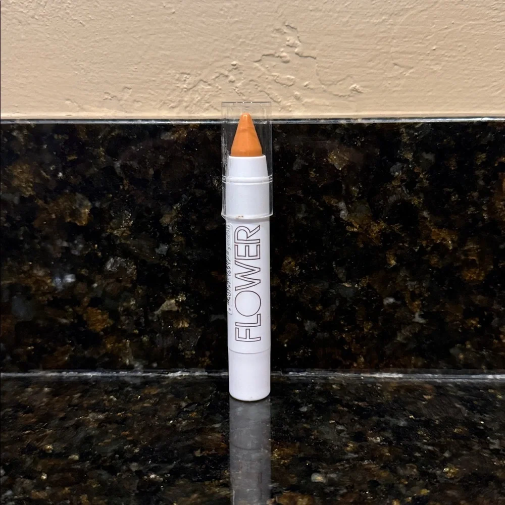 Flower Beauty Bright‎ Eyed Under Eye Corrector - Medium Deep